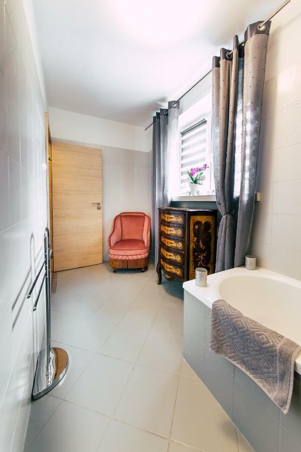 Apartamenty Jablonowa Zielona Góra Dış mekan fotoğraf