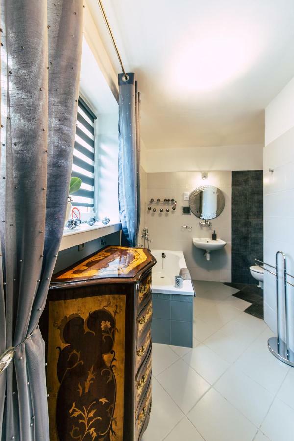 Apartamenty Jablonowa Zielona Góra Dış mekan fotoğraf